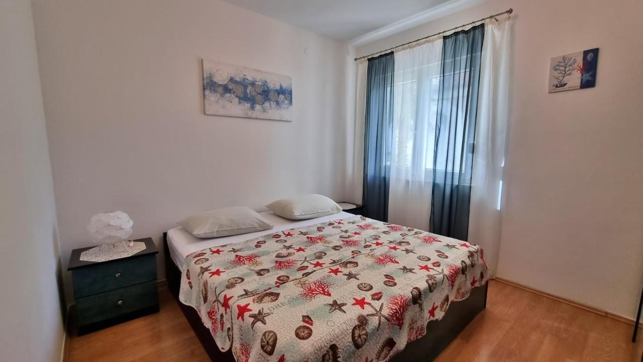 Apartments Slado Omiš Buitenkant foto